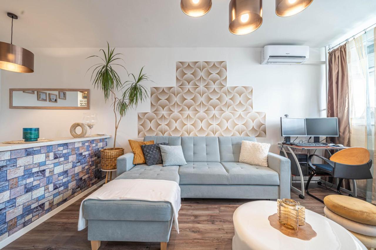 Apartment Pastelle With Own Parking Place